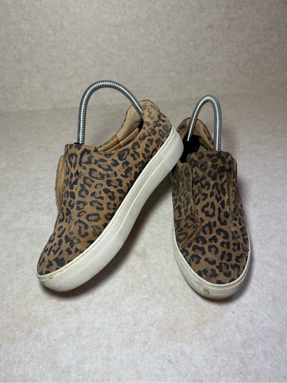J/Slides Women's Heidi Leopard Slip-On Sneakers Leather Size 6 1/2